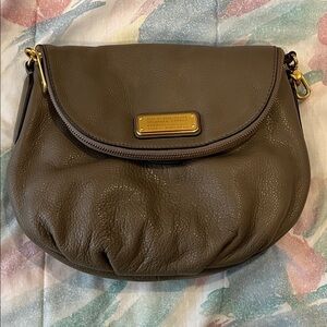 Marc Jacobs Olive Grey Leather Shoulder Bag with Gold Accents NWOT medium size